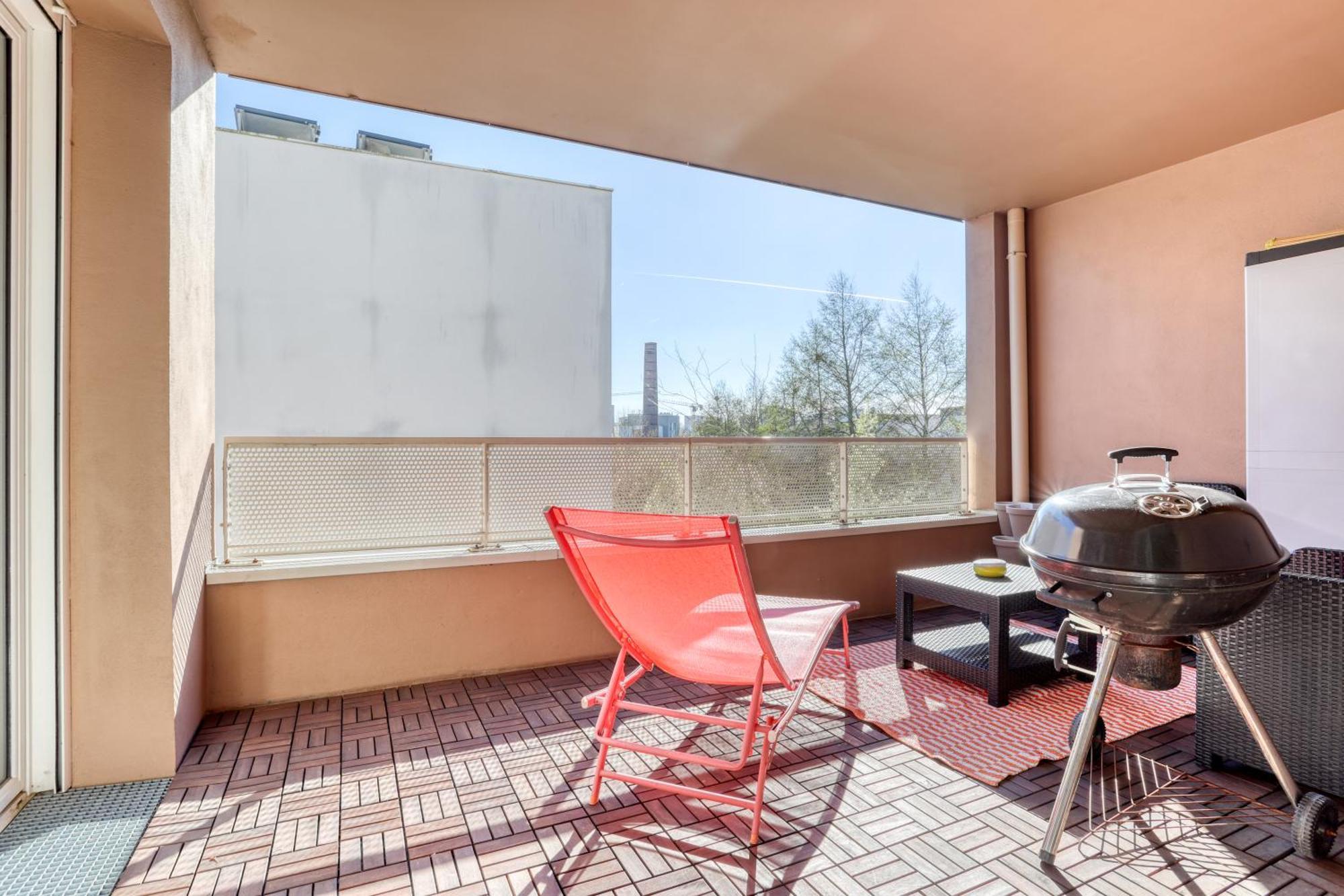 "Le Serenity ", Appartement Spacieux ,Balcon, Parking Prive Gratuit, Netflix, Proche Cdg Et Stade De France Stains Exterior photo