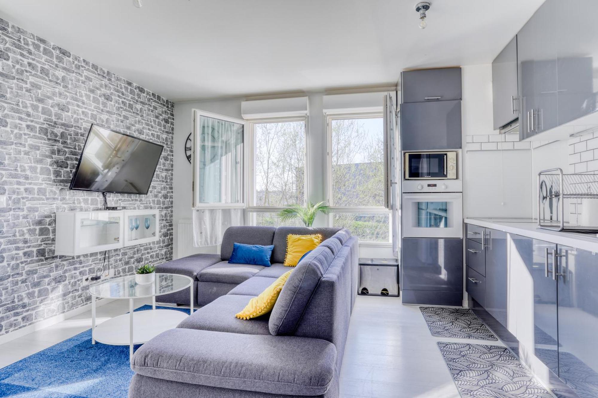 "Le Serenity ", Appartement Spacieux ,Balcon, Parking Prive Gratuit, Netflix, Proche Cdg Et Stade De France Stains Exterior photo